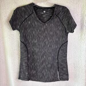 VELOCITY MOISTURE WICKING Yoga Athletic Workout Run Fitness TOP‎ WOMENS